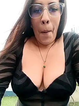 Snapshot of Lena-32 chatting on 27, 3, 2026 Lena-32 online show from 27, 3, 2026