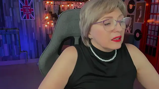 sugar vivien online show from 13, 2, 2025