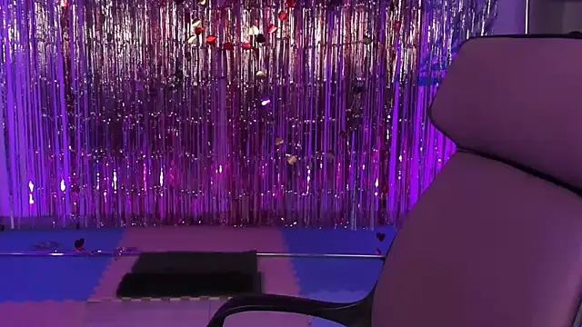 sugar vivien online show from 19, 3, 2025