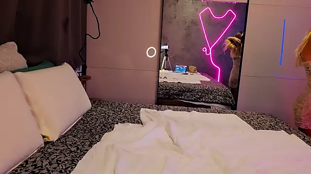 LeylaRosse online show from 13, 1, 2026