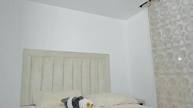 JulianRose 1 online show from 25, 2, 2025