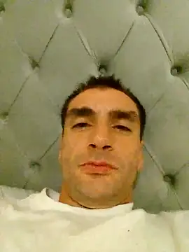 youhavefunandillcum online show from 22, 3, 2025