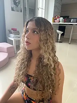 Snapshot of Melina-Smith chatting on 1, 2, 2026 Melina-Smith online show from 1, 2, 2026