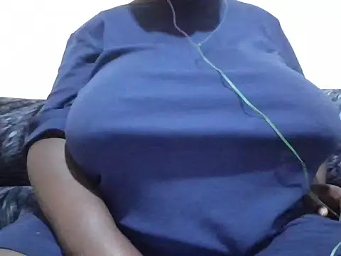 Snapshot of pritty-leila chatting on 29, 5, 2026 pritty-leila online show from 29, 5, 2026