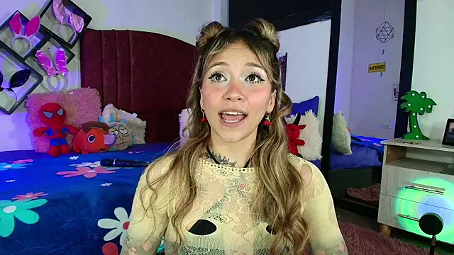 alisson zafiro  online show from 2, 3, 2025