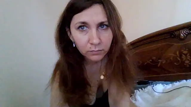 JasmineGlamour online show from 24, 6, 2026