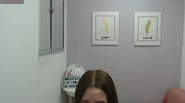 Snapshot of valerie_diaz1 chatting on 17, 12, 2024 valerie diaz1 online show from 17, 12, 2024