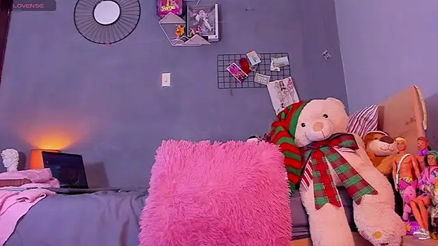 Snapshot of tiffbeatiful chatting on 28, 12, 2024 tiffbeatiful online show from 28, 12, 2024