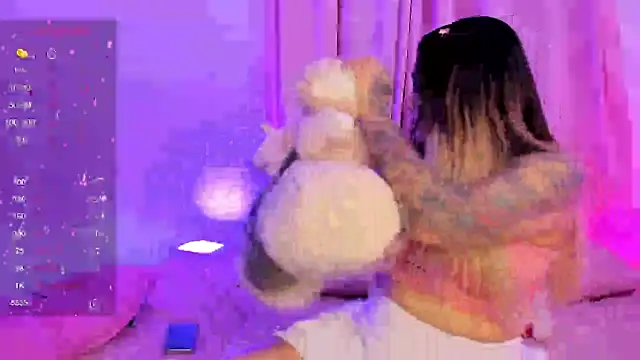 pink quarz online show from 11, 3, 2025