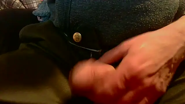 Snapshot of T0Yforeskin chatting on 16, 2, 2026 T0Yforeskin online show from 16, 2, 2026