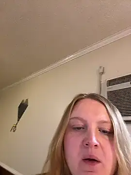 PhatAssBlond online show from 2, 11, 2025