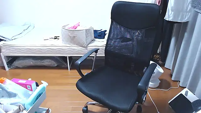 izumi  123 online show from 10, 10, 2025