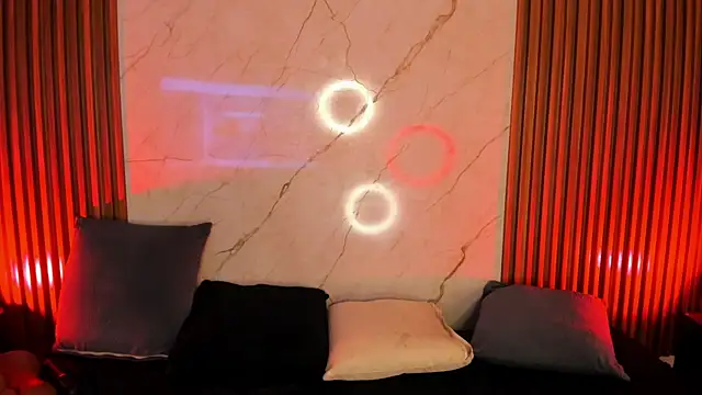 Emiilycollins online show from 8, 2, 2025