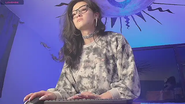 Snapshot of moonfiredancer chatting on 11, 1, 2025 moonfiredancer online show from 11, 1, 2025