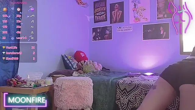 Snapshot of moonfiredancer chatting on 1, 2, 2025 moonfiredancer online show from 1, 2, 2025