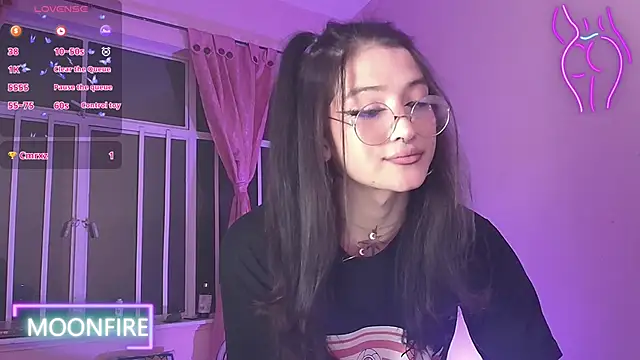 Snapshot of moonfiredancer chatting on 17, 2, 2025 moonfiredancer online show from 17, 2, 2025