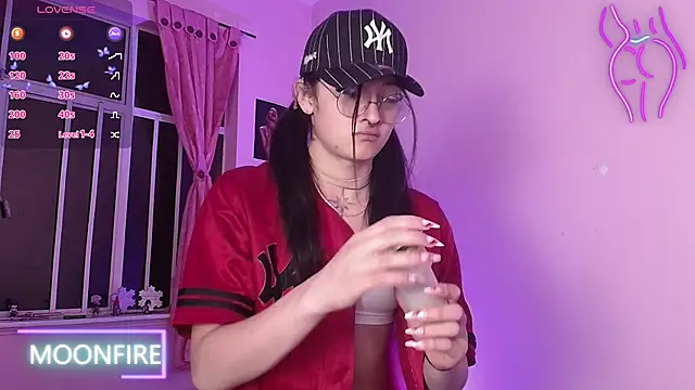 Snapshot of moonfiredancer chatting on 22, 2, 2025 moonfiredancer online show from 22, 2, 2025