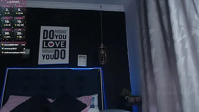 Alisteresa  online show from 17, 12, 2024