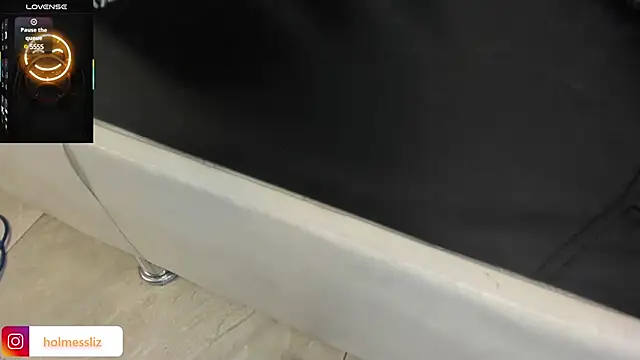 LIZ HOLMES online show from 21, 1, 2025