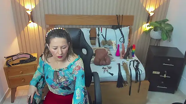 luciana ballesteros  online show from 3, 10, 2025