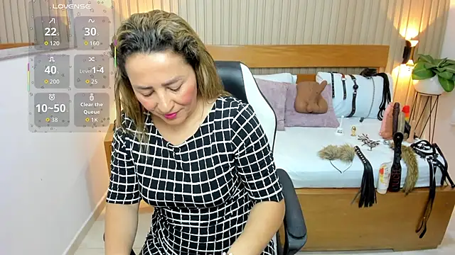 luciana ballesteros  online show from 20, 7, 2026