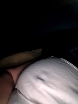 Snapshot of poussychats chatting on 15, 10, 2025 poussychats online show from 15, 10, 2025