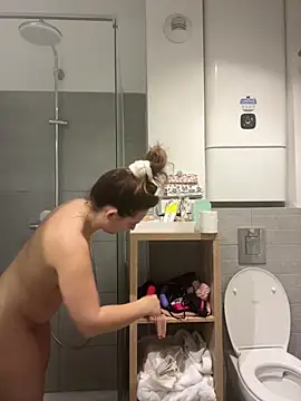 Snapshot of lyajoliee chatting on 10, 2, 2026 lyajoliee online show from 10, 2, 2026