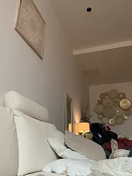 Snapshot of lyajoliee chatting on 6, 3, 2026 lyajoliee online show from 6, 3, 2026