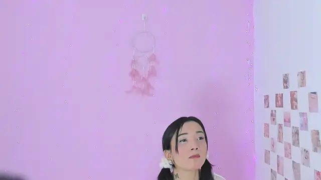 Snapshot of MIDORI_BACK_01 chatting on 1, 2, 2025 MIDORI BACK 01 online show from 1, 2, 2025