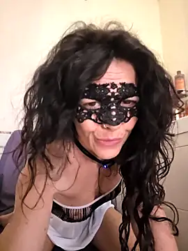 EmySkinny85 online show from 6, 5, 2026