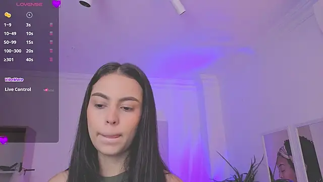 Snapshot of Aleejaa__ chatting on 8, 11, 2025 Aleejaa online show from 8, 11, 2025