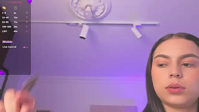 Snapshot of Aleejaa__ chatting on 5, 12, 2025 Aleejaa online show from 5, 12, 2025