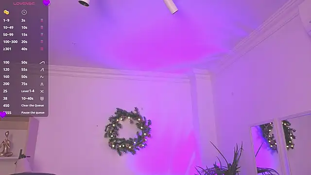 Snapshot of Aleejaa__ chatting on 22, 12, 2025 Aleejaa online show from 22, 12, 2025