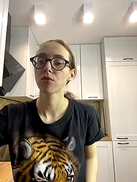 MartiniiSelenna online show from 14, 9, 2025