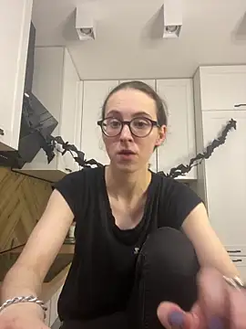 Snapshot of MartiniiSelenna chatting on 31, 10, 2025 MartiniiSelenna online show from 31, 10, 2025