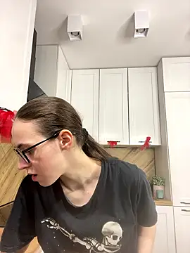 Snapshot of MartiniiSelenna chatting on 14, 1, 2026 MartiniiSelenna online show from 14, 1, 2026