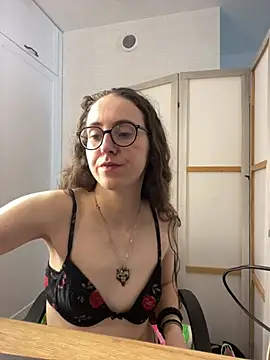 MartiniiSelenna online show from 7, 7, 2026