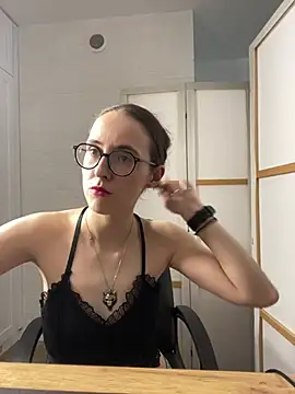 MartiniiSelenna online show from 28, 7, 2026