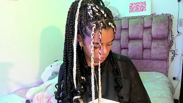 ladyrd1 online show from 13, 3, 2025