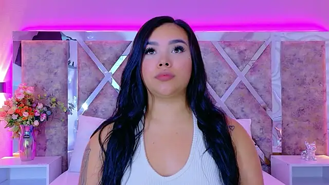 MarianaGarciaa   online show from 7, 10, 2025