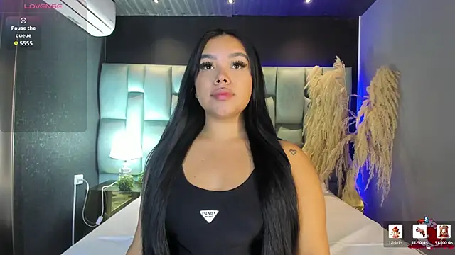 Snapshot of MarianaGarciaa__ chatting on 19, 6, 2026 MarianaGarciaa online show from 19, 6, 2026