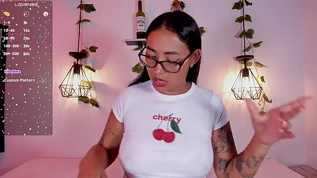melanieecox online show from 16, 7, 2026