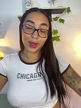 melanieecox online show from 23, 7, 2026