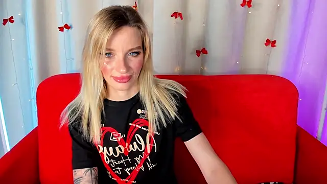 AlinaLovelyX online show from 22, 6, 2026