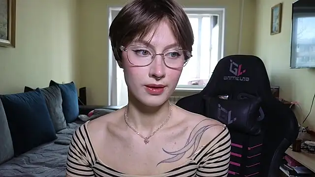 Snapshot of MalvinaBlum chatting on 19, 4, 2026 MalvinaBlum online show from 19, 4, 2026