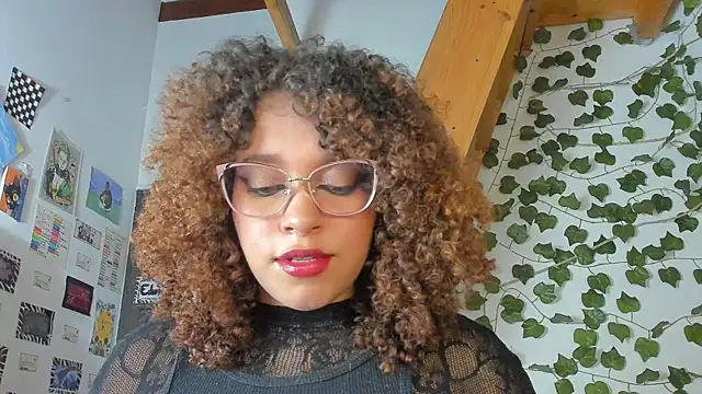 Snapshot of Ada_gales_ chatting on 5, 12, 2024 Ada gales  online show from 5, 12, 2024