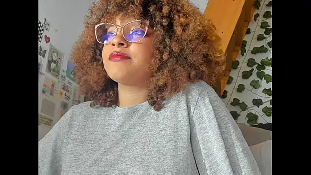 Snapshot of Ada_gales_ chatting on 27, 2, 2025 Ada gales  online show from 27, 2, 2025