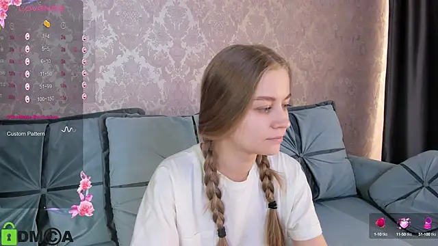 Snapshot of Polumna_cute chatting on 12, 3, 2025 Polumna cute online show from 12, 3, 2025