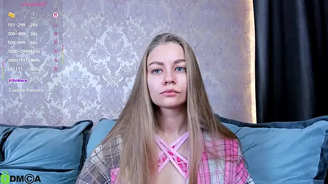 Snapshot of Polumna_cute chatting on 16, 10, 2025 Polumna cute online show from 16, 10, 2025