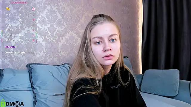 Snapshot of Polumna_cute chatting on 23, 10, 2025 Polumna cute online show from 23, 10, 2025